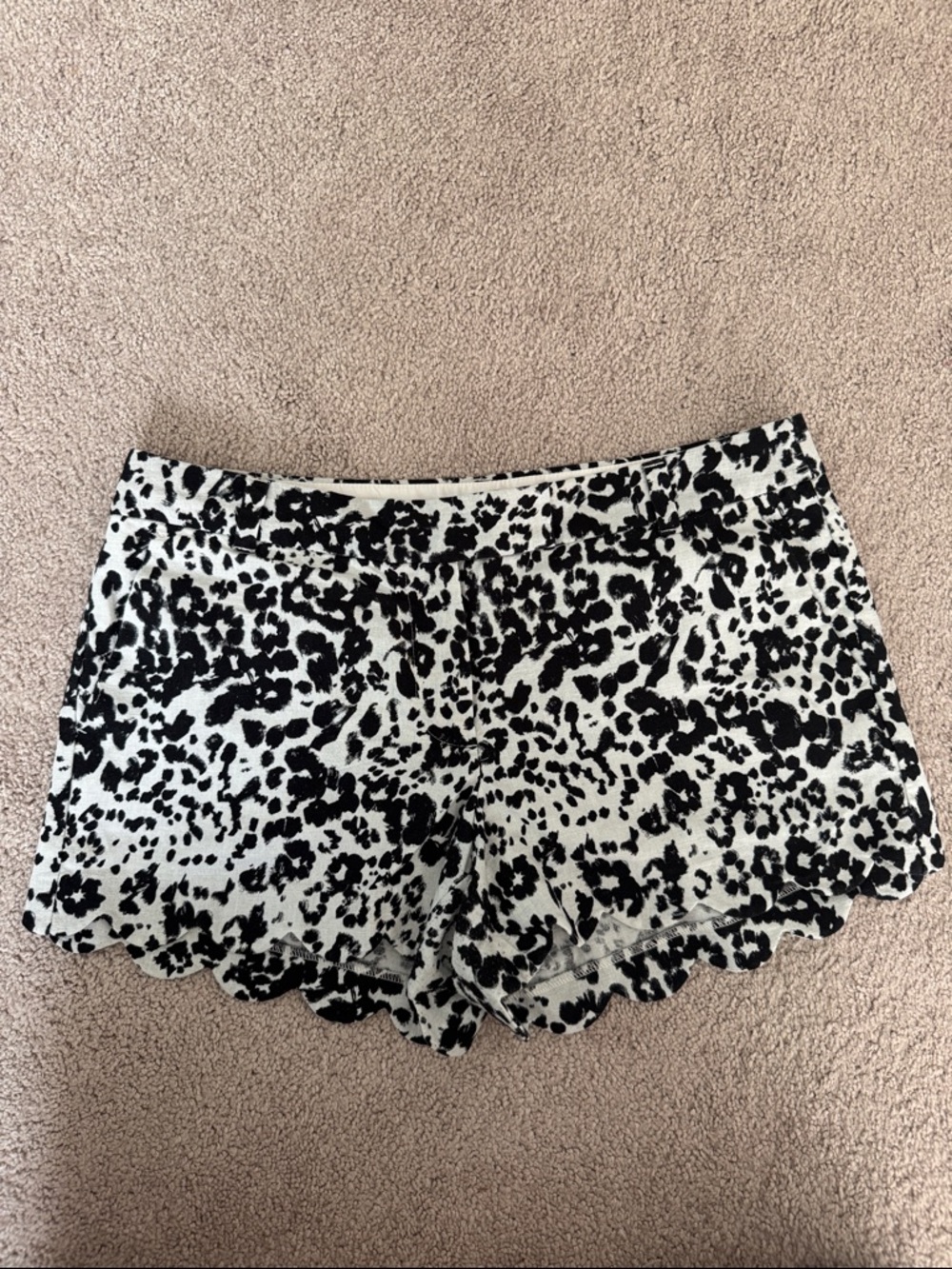 J.Crew Black & White Animal Print Scallop Hem Women's Shorts